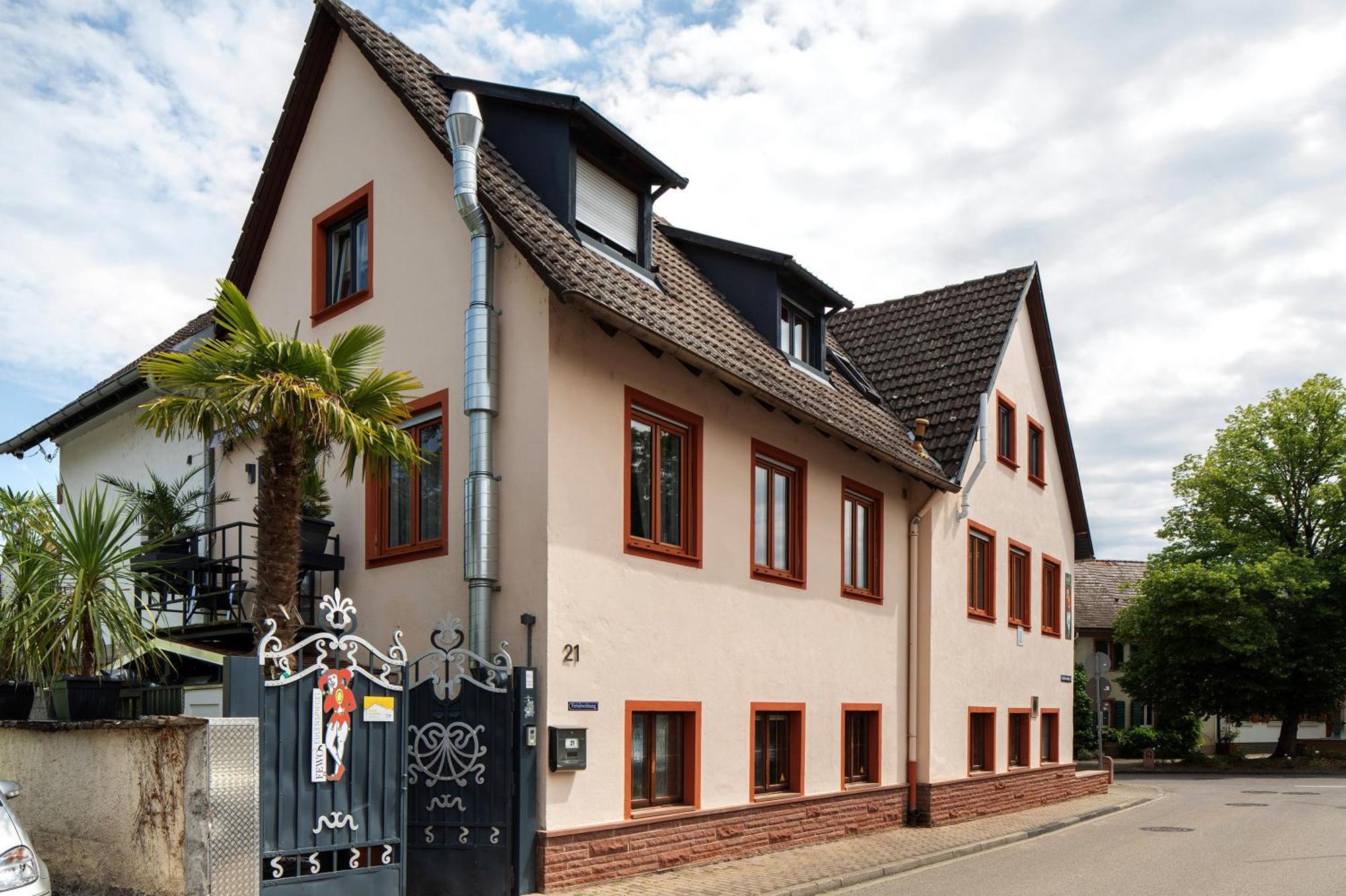 Ferienwohnungen Eulenspiegel Breisach Екстериор снимка